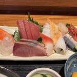 お魚処 うおとも - 