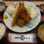 築地食堂源ちゃん - 魚河岸フライ定食1026円2014年8月5日源ちゃん MARK IS みなとみらい店