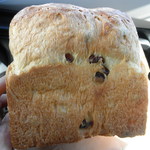 ブレッドガーデン - レーズンブレッド￥380☆PM12:50で既に他のはパンは売切れになっており、このパンだけでした^_^;