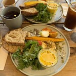 GARDEN HOUSE CRAFTS - 