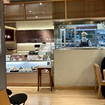 あなごめしうえの - 厨房が見えます
      