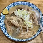 大衆酒場 まるは - 横芝豚もつ煮(白)