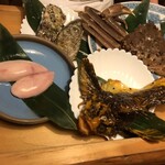 日本料理 梅林 - 本日の特選(牡蠣、トラフグの白子、カサゴ、越前ガニ)