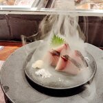 こだわりもん一家 - 煙の引き加減がめっちゃよく撮れたぜ！