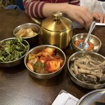 韓国料理 ブルバム 新大久保店 - 
