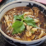 すみげん - きのこ蕎麦￥1,045-
