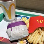 マクドナルド JR新宿南口店 - てりやきマックバーガーセット620円(クーポン価格)