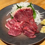 洋食 おがた - 馬刺し