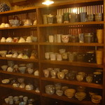 陶器のお店　萌木 - 