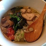 らーめんとcafe＋ベジ engawa - engawaラーメン