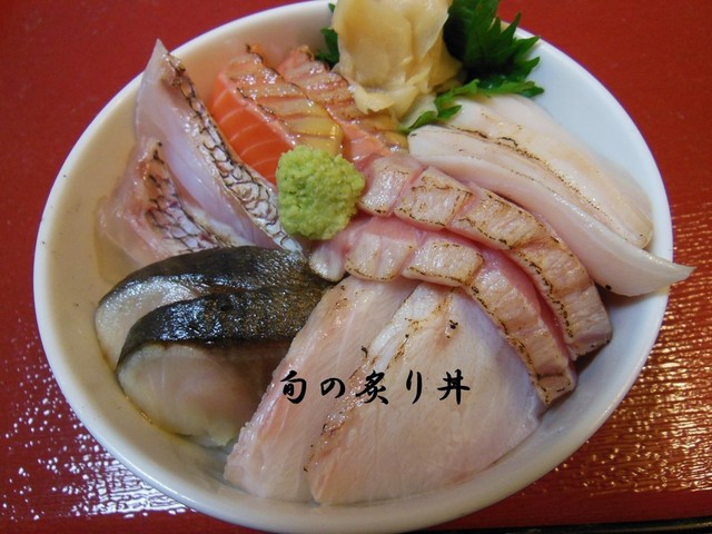 塩釜あがらいん - 本塩釜（海鮮丼）の写真