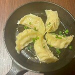 無限餃子食べ放題 町餃子 新宿西口店 - 