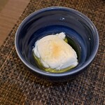 庵 浮雨 - ■自家製豆腐（塩とオリーブオイルで）