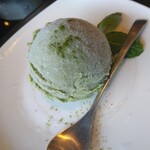 博多もつ鍋 やま中 - 