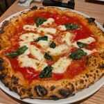 魚イタリアン ピザとパスタ - 