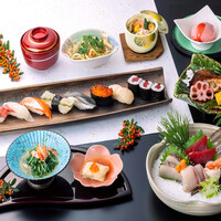 お昼の季節コース（前日までの予約制）