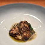 FORNO - 温菜　岩手県産の真牡蠣の香草焼き