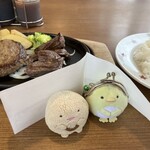 ステーキのどん - ハンバーグ(130g)＆牛ハラミスライスステーキ(60g)ランチ。