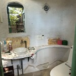 さくら坂ＶＩＶＡＣＥ - 中庭のトイレ