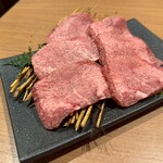 赤身肉じゃんか中目店 - 