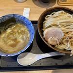 舎鈴 - 
