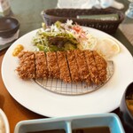 三重白山ゴルフコース - さくらポークのとんかつ