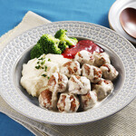 神戸クックワールドビュッフェ - 『ショットブッラル』
スウェーデン料理を代表する北欧風ミートボール。