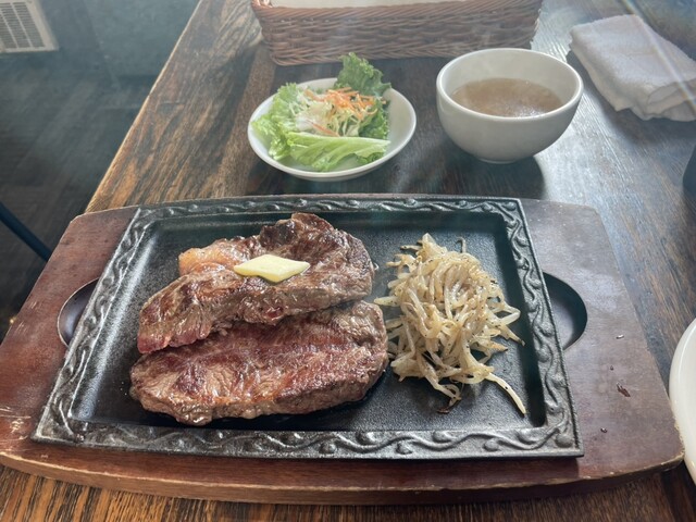 べこ六 ステーキ ミートインパクト （BEKOROKU STEAK MEAT IMPACT）の