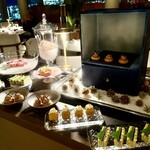 ザ・ロビーラウンジ＆バー - 圧巻のデザートトロリー