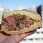 近江屋牛肉店 - ◉ローストビーフ ミルフィーユサンド　600円