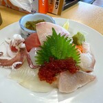 活魚料理 びんび家 - 刺盛定食