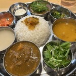 スパイス料理ナッラマナム - 