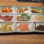 焼肉･すき焼き･しゃぶしゃぶ萬野屋別邸 - 9種前菜