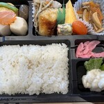 喫茶 茶々 - 【2025.12.1(月)】日替ランチ（日替弁当＋アイスコーヒー）1,000円