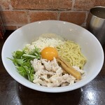 一心 - 油そば チーたま(大)