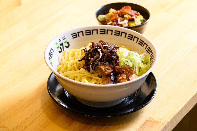 油そば373 （ミナミ） - 騎射場/油そば・まぜそば | 食べログ