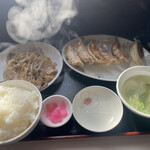 手作り鉄鍋餃子 双龍 - 