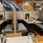 さかな酒場 魚星 - ボックス席が中心でくつろげる