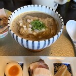 麺屋 八っすんば - 特濃煮干しらぁめん(温) 醤油 