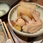 コマル - おでんは手羽先サイコー、おでんは１個がデカいので要注意　笑