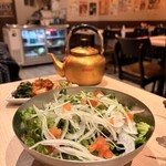 屋台酒場バッテン - バッテンサラダ