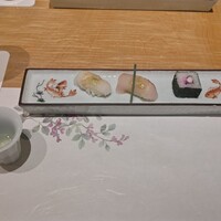 対馬のどぐろとイカ活き造り 博多 魚蔵 都ホテル店 - 