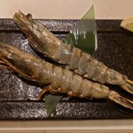 焼肉酒場 牛膳 - 盛り合わせの【海老の姿焼き】