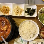 韓国料理 ホンデポチャ - 
