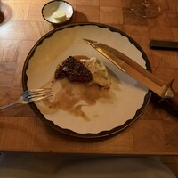 ザ タヴァン グリル＆ラウンジ - 