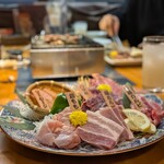 焼肉酒場 広島ホルモン楓 - 