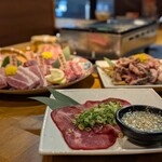 焼肉酒場 広島ホルモン楓 - 