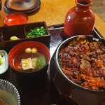 あつた蓬莱軒 本店 - 