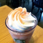 STARBUCKS COFFEE Furesupo Saku Inta- Ten - 奶油上配有桃子酱和桃子风味粉