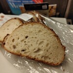 広島アンデルセン - 『ひろしまサワーブレッド1/4カット』２４８円